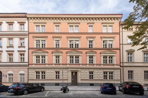 Seven Wishes Boutique Residence