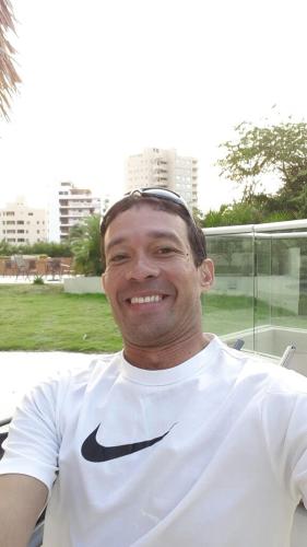 Kerwin Velez